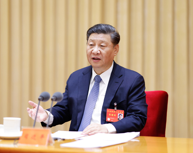 12月16日至18日，中央經(jīng)濟工作會議在北京舉行。中共中央總書記、國家主席、中央軍委主席習近平發(fā)表重要講話。新華社記者 黃敬文 攝